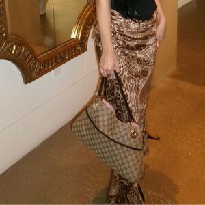 Gucci Beige Monogram Tote with Pink Trim and Dark Brown Handles